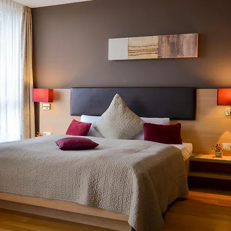 Sternen Hotel 4*