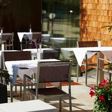 Sternen Hotel 4*